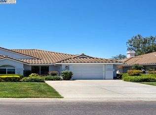 16935 Sugar Pine Dr, Morgan Hill, CA 95037