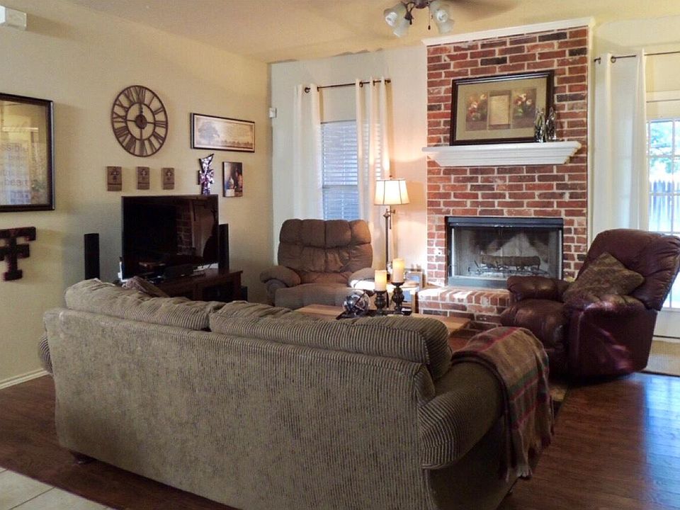 1st image of 118 N Wayne Ave