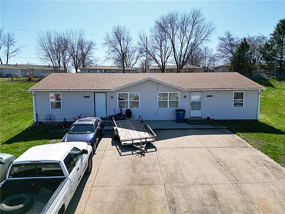 2nd image of 18842-44 E Wigwam Pl
