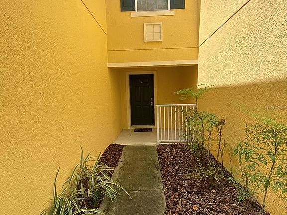 2nd image of 3844 Shaftbury Pl