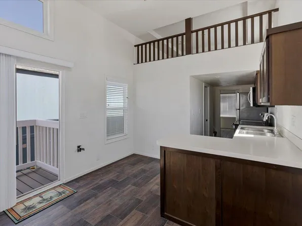 971 W Main St, Barstow, CA