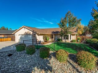 4585 Cerro Ln, Redding, CA 96001