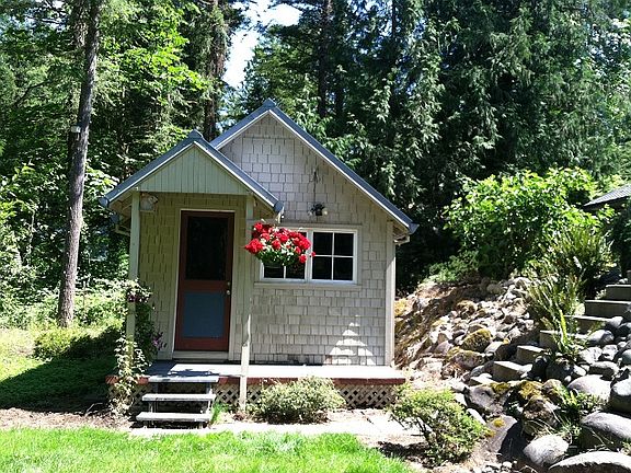 1940's cottage included