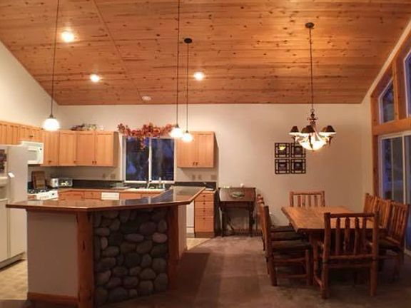 Kitchen and dining area. Seats 8+