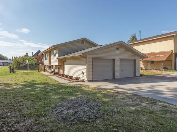 647 Slater Dr, Fairbanks, AK 99701