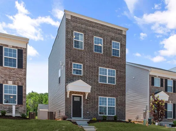9413 Vandervoort Ct, Saint Louis, MO 63126