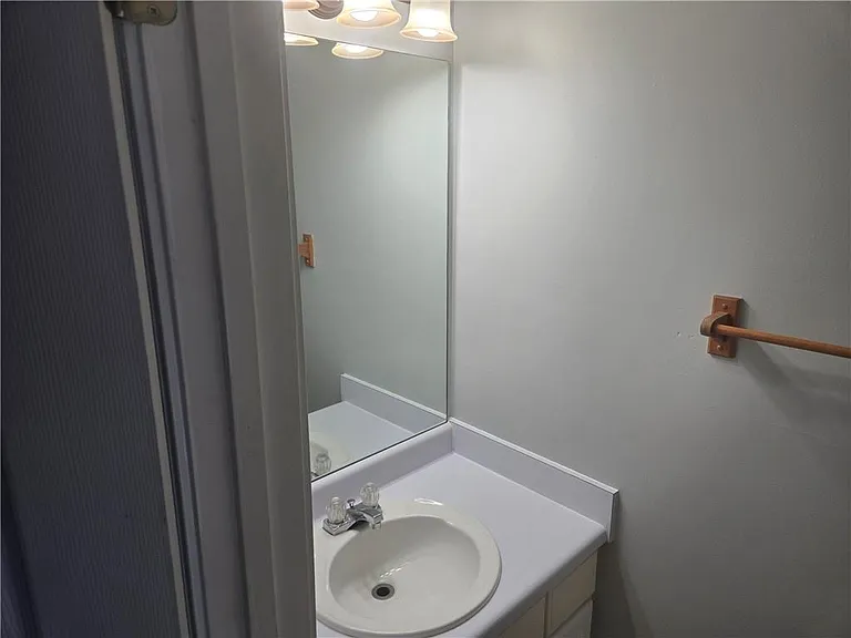 6623 Ivy Log Dr — Photo 7