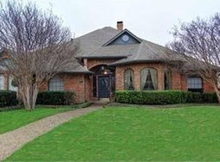 2332 Highland Heights Ln, Carrollton, TX 75007