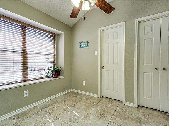 5th image of 2605 Buck Dr
