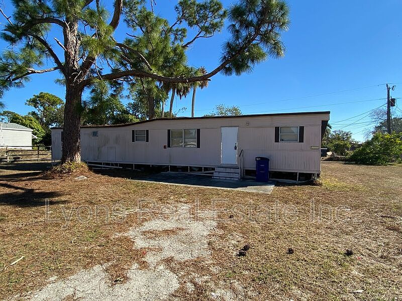 1st image of 8335 Wooley Dr