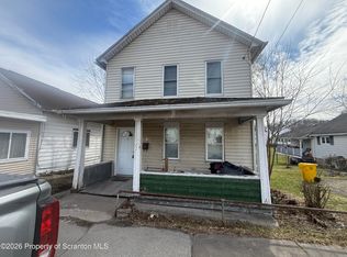 301 Main St, Eynon, PA 18403