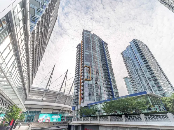 111 Georgia St W #2308, Vancouver, BC V6B 1T8