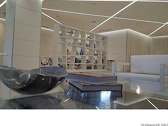 2nd image of 4250 Biscayne Blvd APT 802