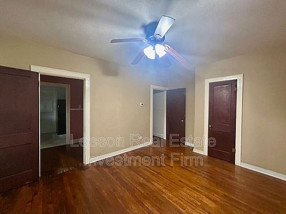 5th image of 3345 Alexander Ave