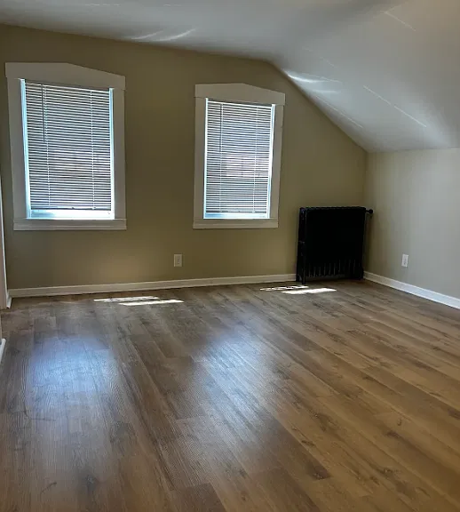 151 Campbell St — Photo 8