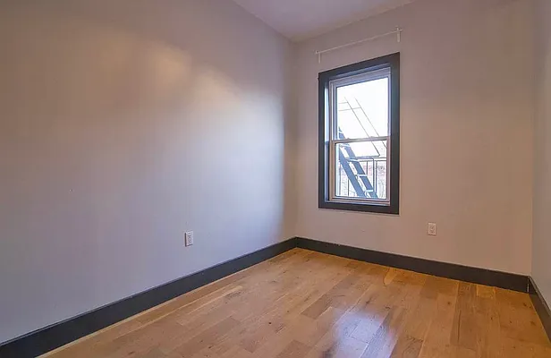 Rented by Reavis | media 43