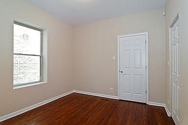 5th image of 1456 N Leamington Ave