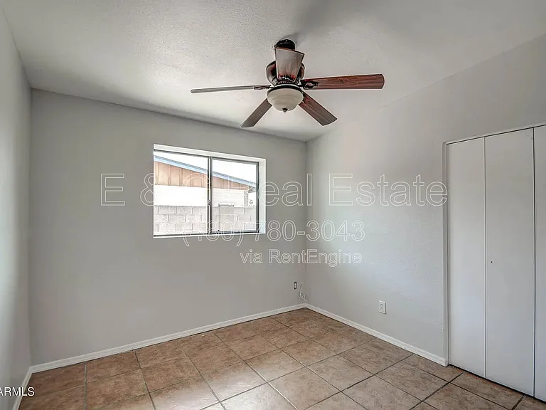 1612 E Gaylon Dr — Photo 27