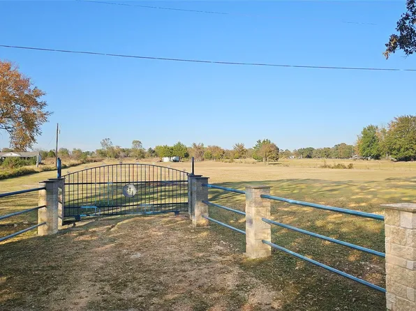 1064 Vz County Rd #2413, Canton, TX 75103