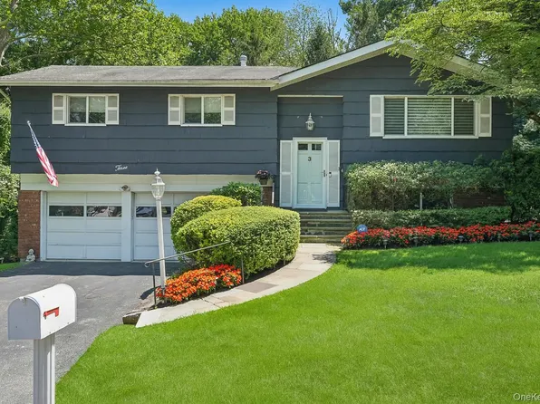 3 Old Farm Circle, White Plains, NY 10605