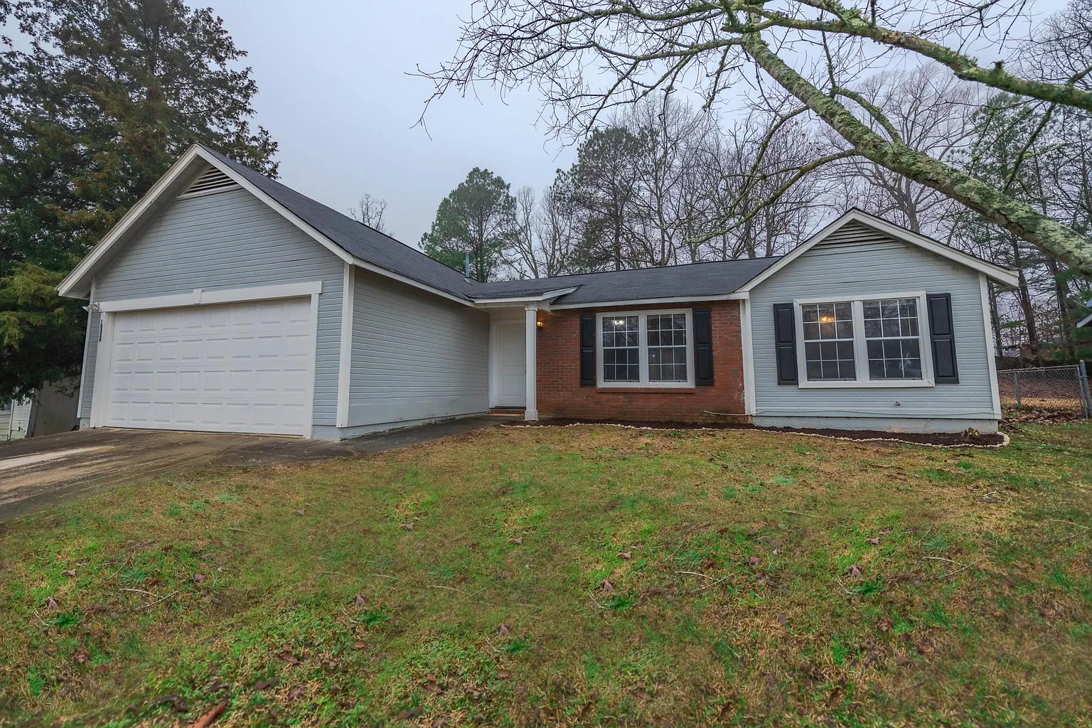 10329 Wisteria Ln photo 1