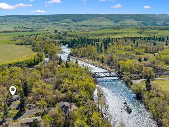 421 Cottonwood Road, Thorp, WA 98946
