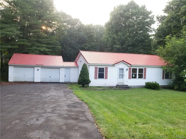 4219 State Route 3, Fulton, NY 13069