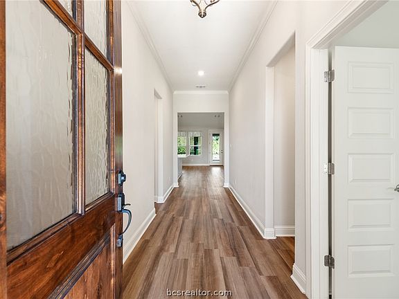 5th image of 9695 Durham Rd