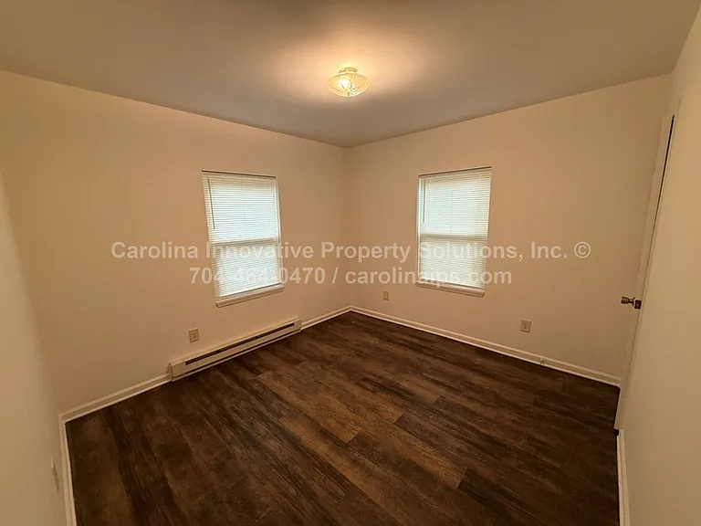 1800 Newland Rd #3 — Photo 5