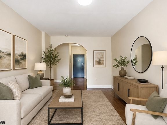 3rd image of 5 Pomona Ave #2C