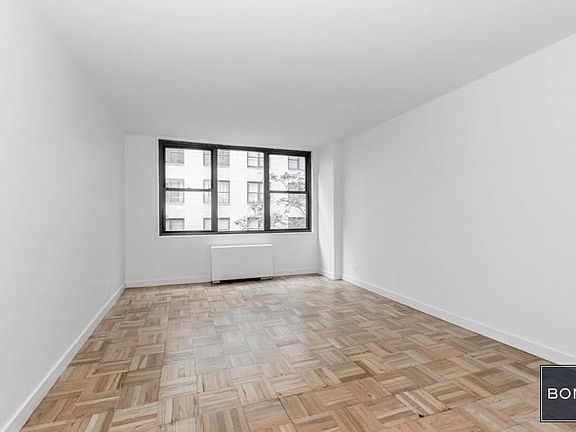 2nd image of 333 E 49th St APT 1G