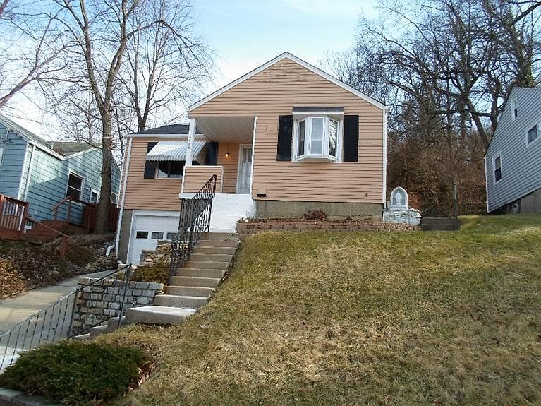 1st image of 4594 Janet St