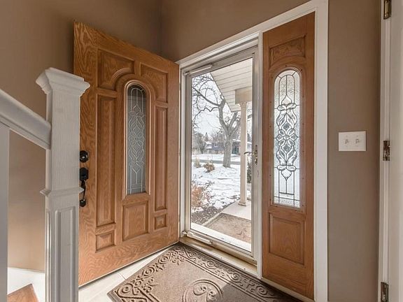 2nd image of 2618 Fairlawn Dr