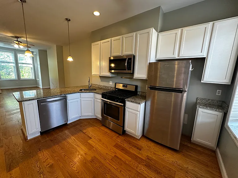 38 K St NW — Photo 10