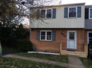 605 Pine Line Dr, Pittsburgh, PA 15237