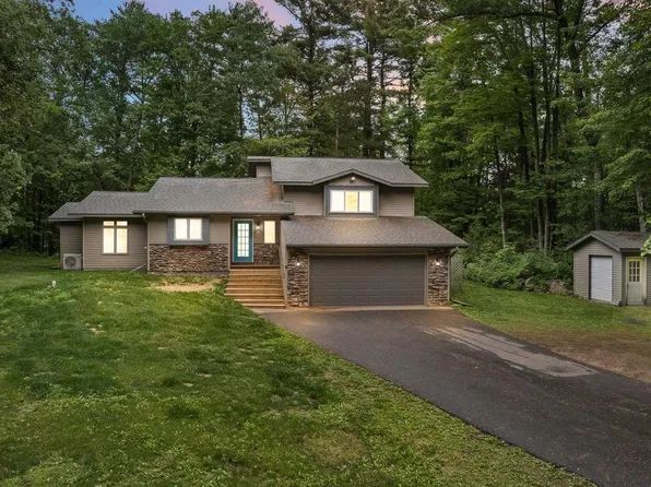 275 FAIRWAY DRIVE, Iola, WI 54945