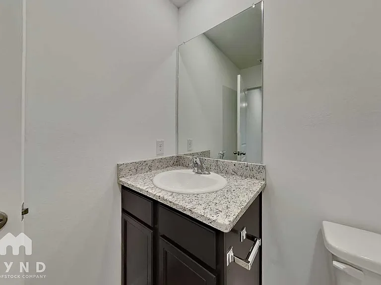 10826 Quinn Ct — Photo 13