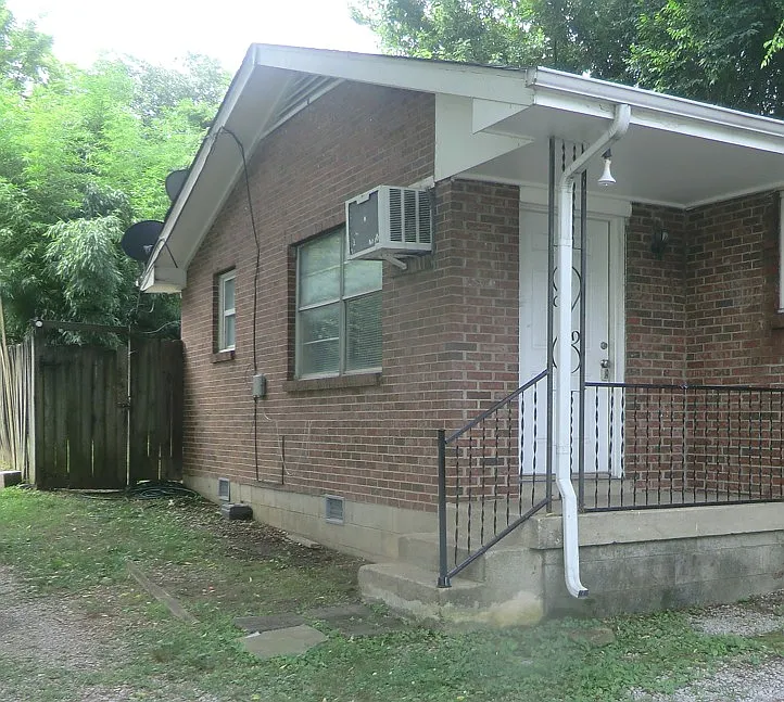 6419 Premier Dr #B