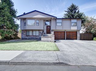 700 NE 159th Ct, Vancouver, WA 98684