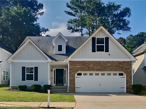 25 Magan Ct, Porterdale, GA 30014