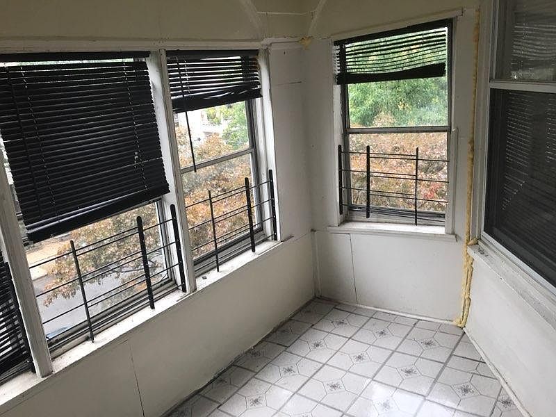 1st image of 35 Farley Ave Floor 2