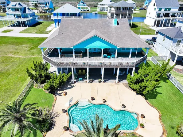 3626 Biscayne Beach Rd, Pt Bolivar, TX 77650