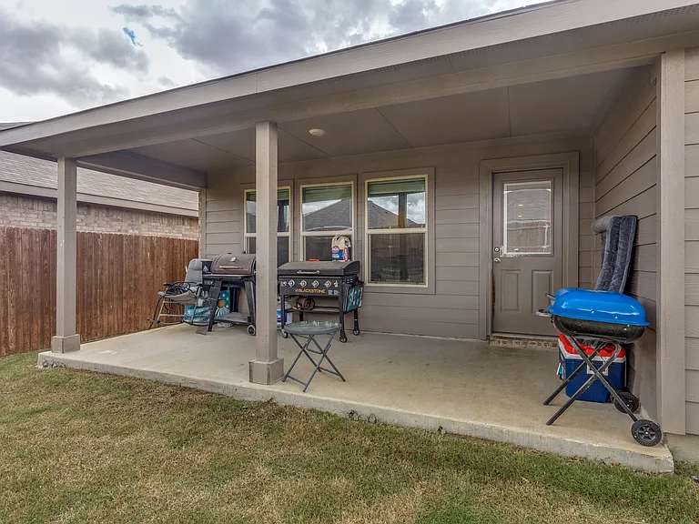 9509 Doverglen Dr — Photo 23
