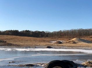 1 Lawrence Rd, Kings Park, NY 11754