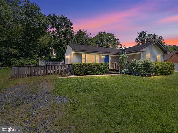 3rd image of 317 Melvin Ave