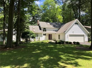 512 Sycamore Trl, Cortland, OH