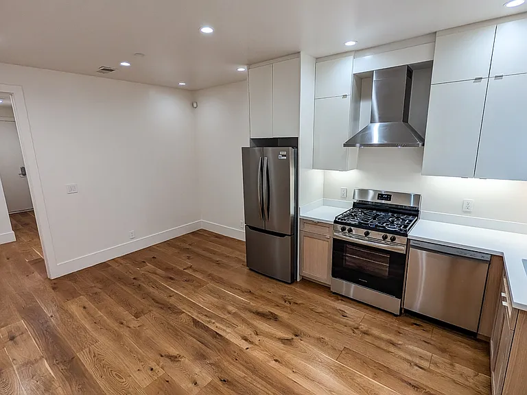 615 Minna St — Photo 2