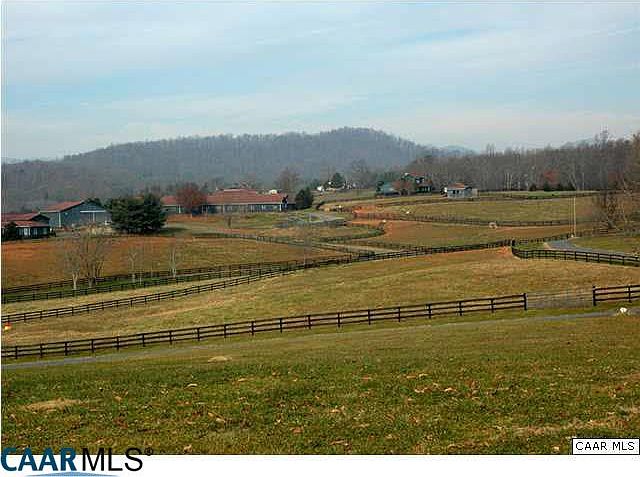 1st image of 179 Acorn Hill Dr