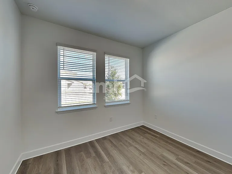 16438 Cheyanne Ct — Photo 12
