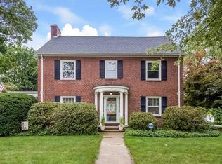 36 Shefford St, Springfield, MA 01107
